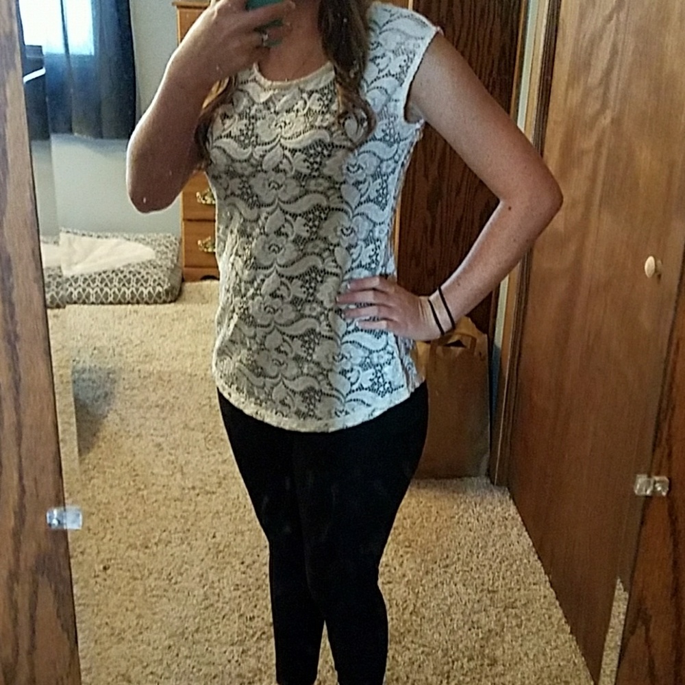 Maurices Lace Top - Picture 2 of 5